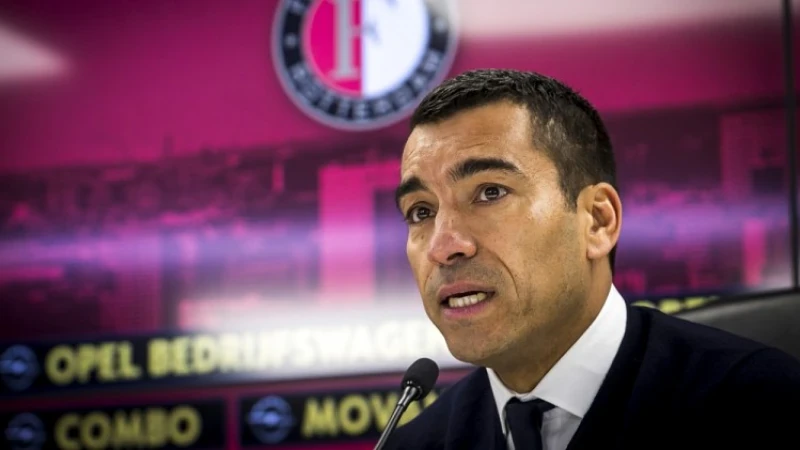 Van Bronckhorst: 'Miquel heeft meer drang naar voren'