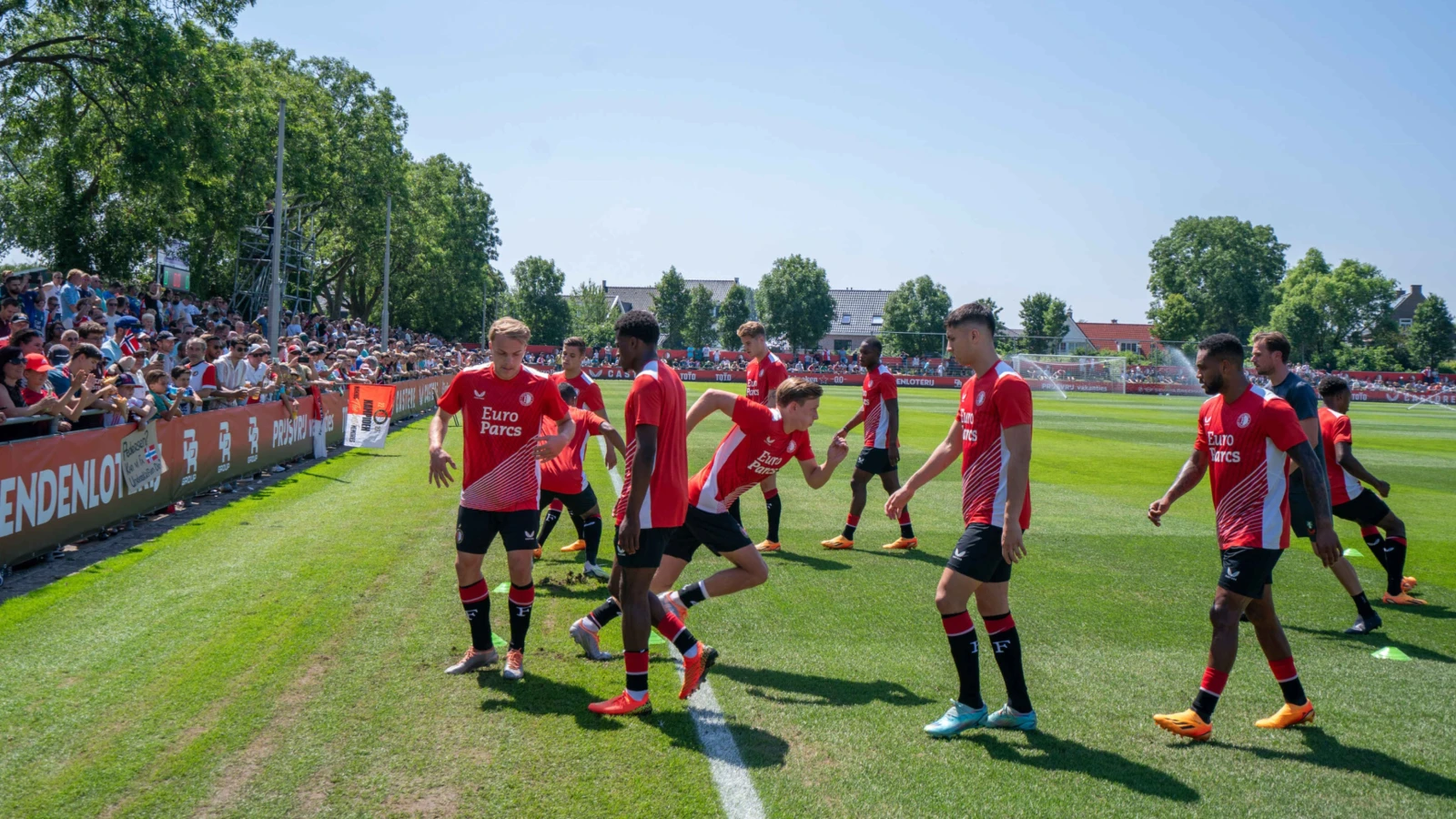 ‘Feyenoord gaat geen moeite hebben met PEC Zwolle’