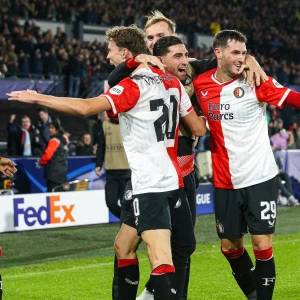 'Het is onvoorstelbaar het niveauverschil tussen Feyenoord en daarachter PSV ten opzichte van de rest'