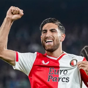 Jahanbakhsh: 'Als ze dan mijn naam scanderen; die steun doet heel veel met mij'