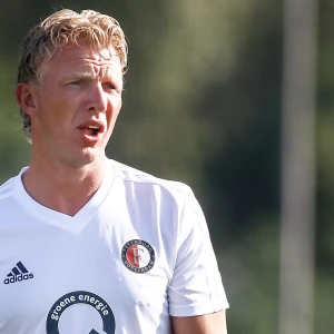 Kuyt heeft tip: 'Want als hij net te vroeg de stap maakt en hij presteert niet, dan krijg je gewoon hele lastige situaties'