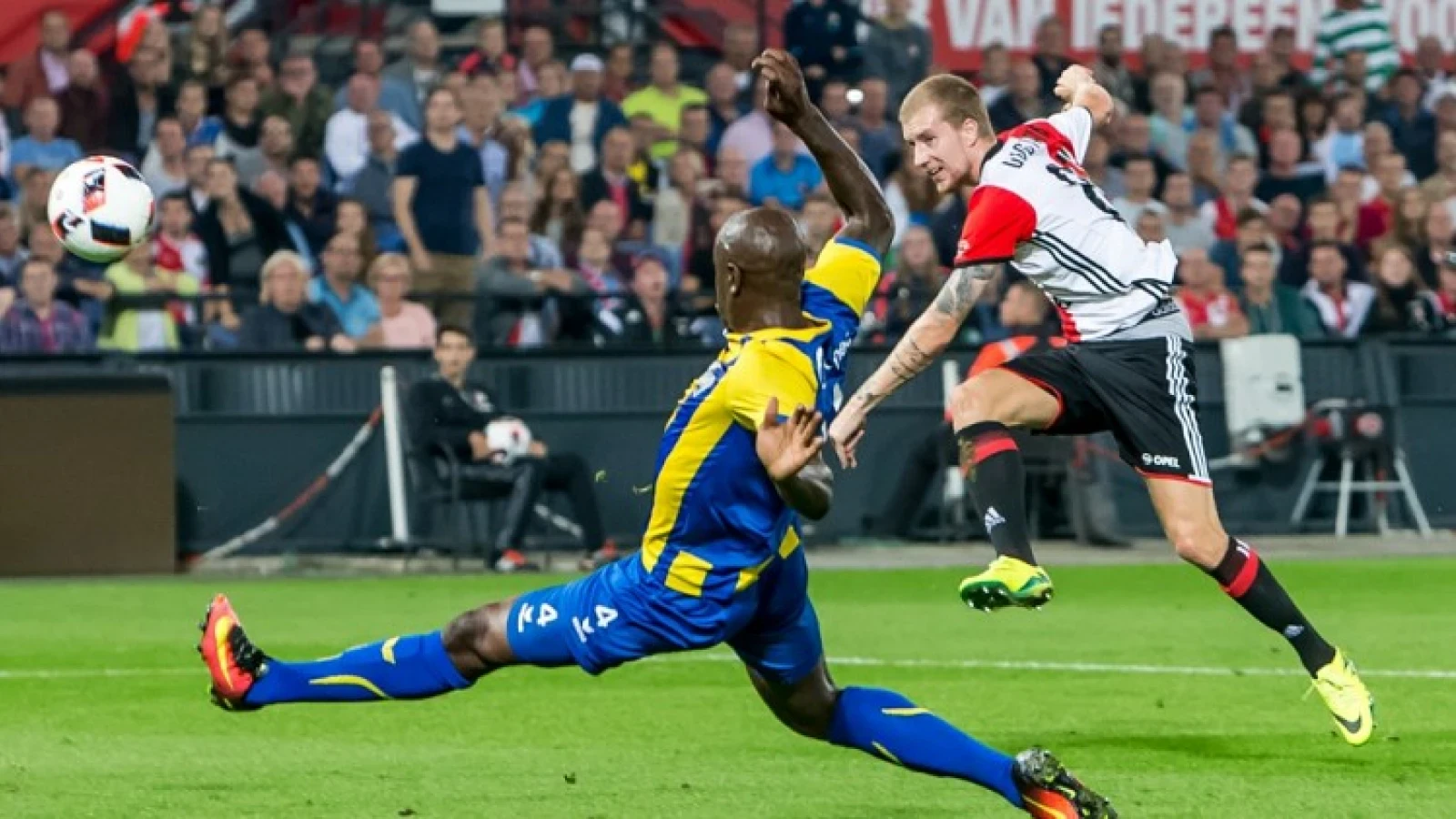 Feyenoord niet akkoord met schikkingsvoorstel Gustafson