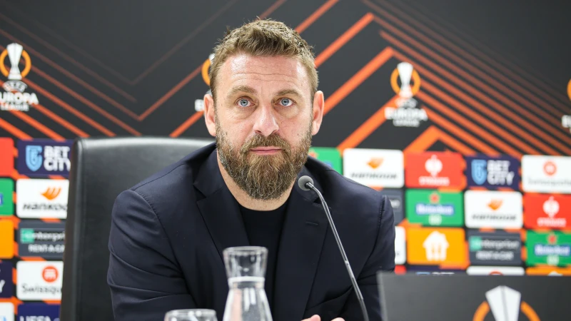 De Rossi: 'Ik heb als speler veel topduels meegemaakt en dit wordt een heel belangrijke wedstrijd voor Roma en voor mij als trainer'