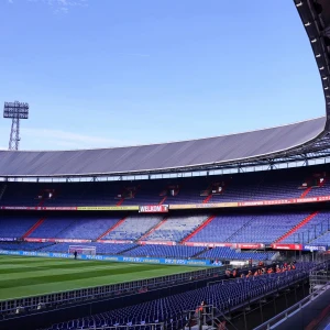 Feyenoord speelt zondag tegen Heracles Almelo in uitverkochte Kuip