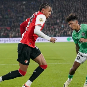 Stengs komt met update over herstel van blessure