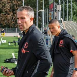 Van Persie en Boel geslaagd voor opleiding Voetbalcoach 5