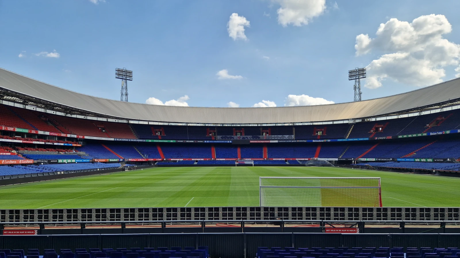 OFFICIEEL | Feyenoord versterkt zich met Aleks Zeković