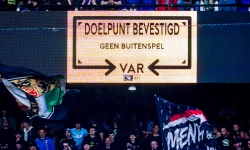 KNVB gaat experimenteren met 'On-Field announcements'