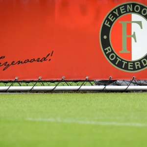 'Feyenoord hint op lancering thuisshirt'