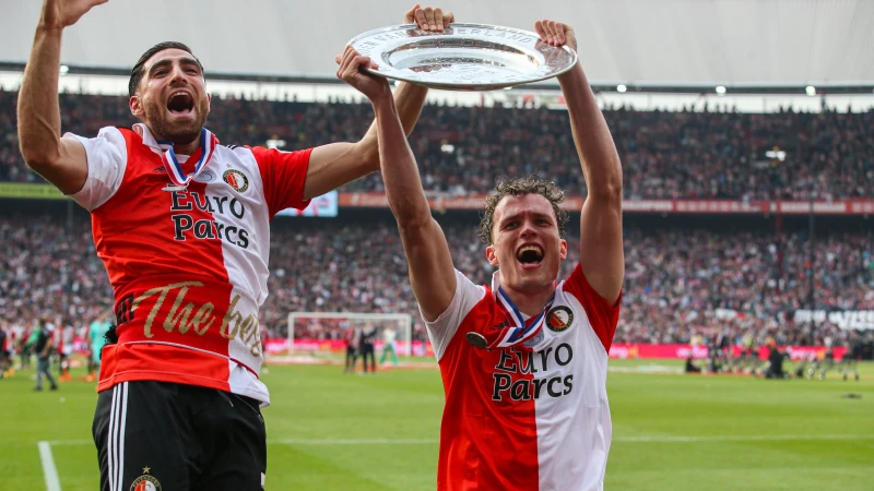 Mats Wieffer neemt via sociale media afscheid van Feyenoord