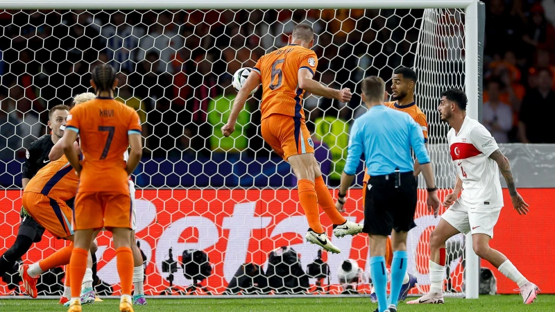 Nederland tegen Engeland in de halve finale na zege op Turkije