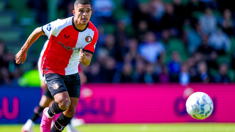 Sebaoui: 'Mijn status bij Feyenoord is op dit moment nog een vraagteken'