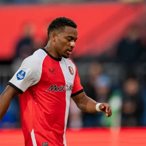 'Feyenoord lijkt Timber een aantal weken te moeten missen'