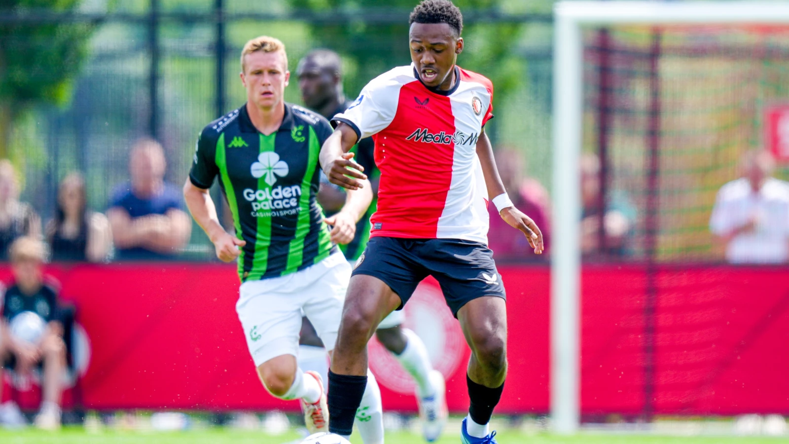 LIVE  | Feyenoord - Cercle Brugge 1-0 | Einde wedstrijd