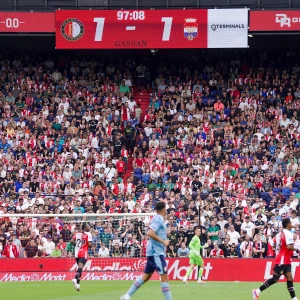 STAND | Feyenoord ziet concurrenten direct uitlopen