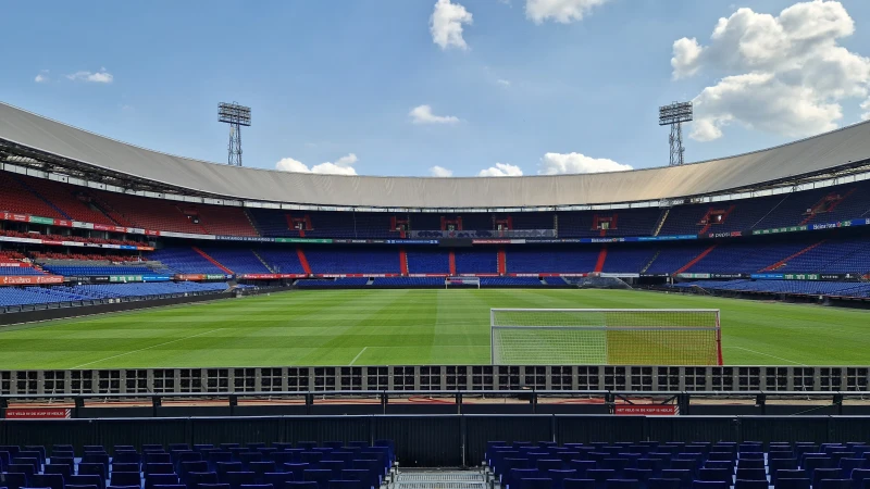 Toch supporters van NAC Breda aanwezig bij wedstrijd in De Kuip