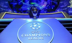 CHAMPIONS LEAGUE | Geertruida invaller bij verliezend RB Leipzig