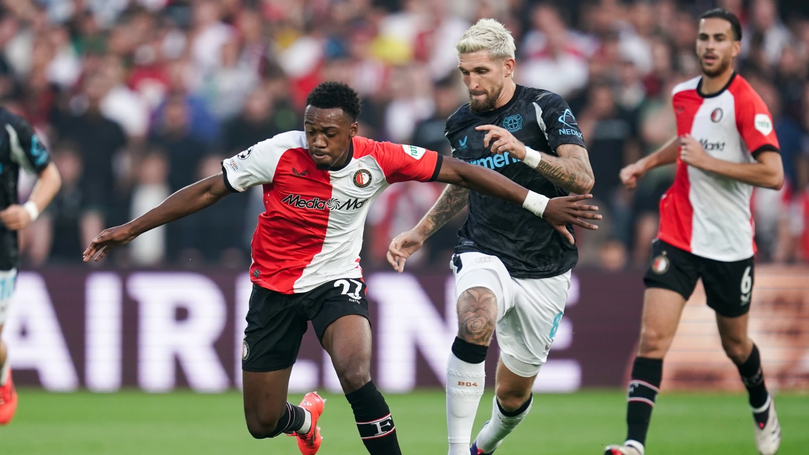 LIVE 18:45 | Feyenoord - Bayer 04 Leverkusen 0-4 | Einde wedstrijd