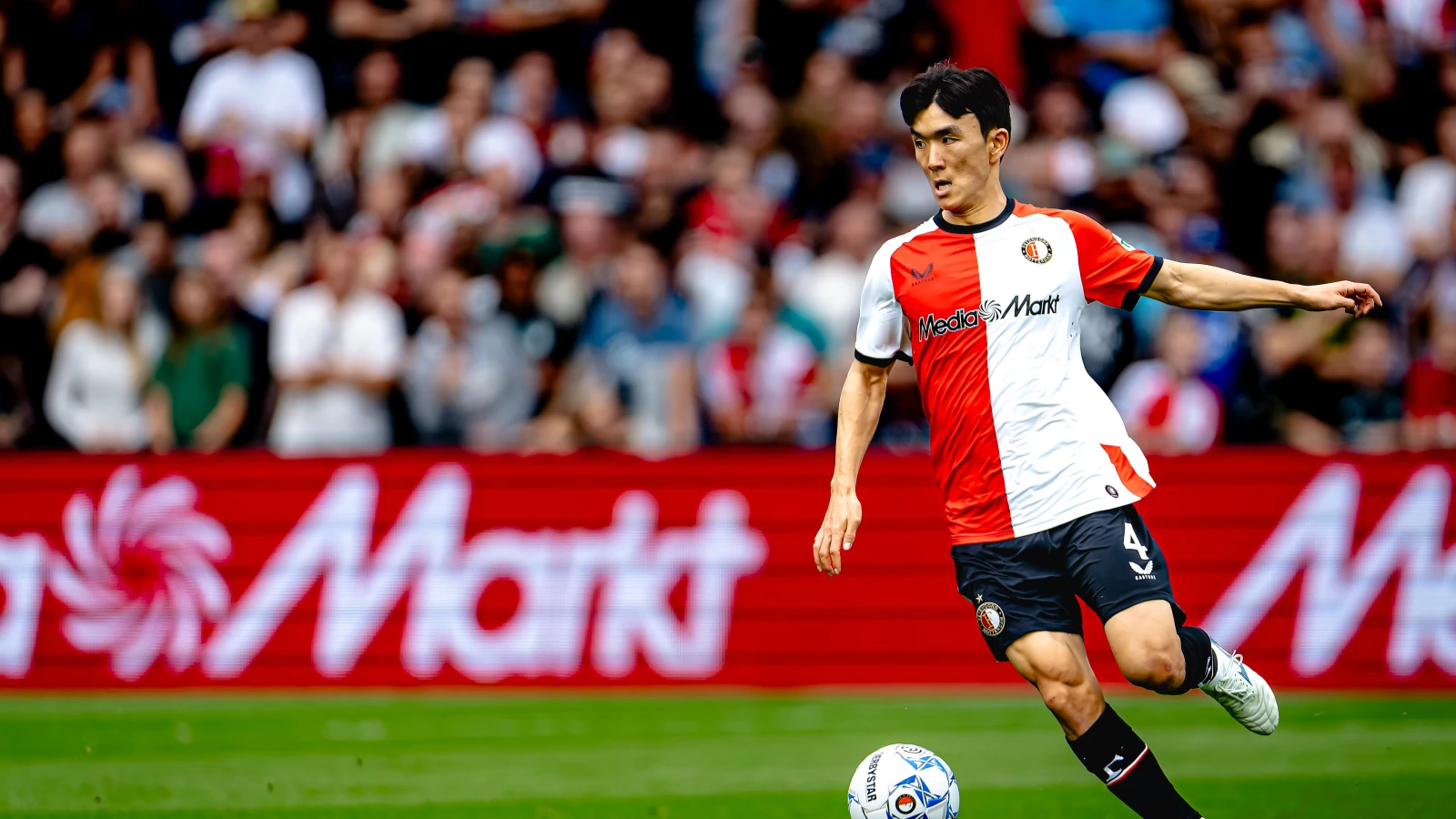 Gaat Hwang tegen NEC Nijmegen scoren of een assist geven?