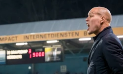 AD: 'Feyenoord stelt O19-trainer op non-actief'