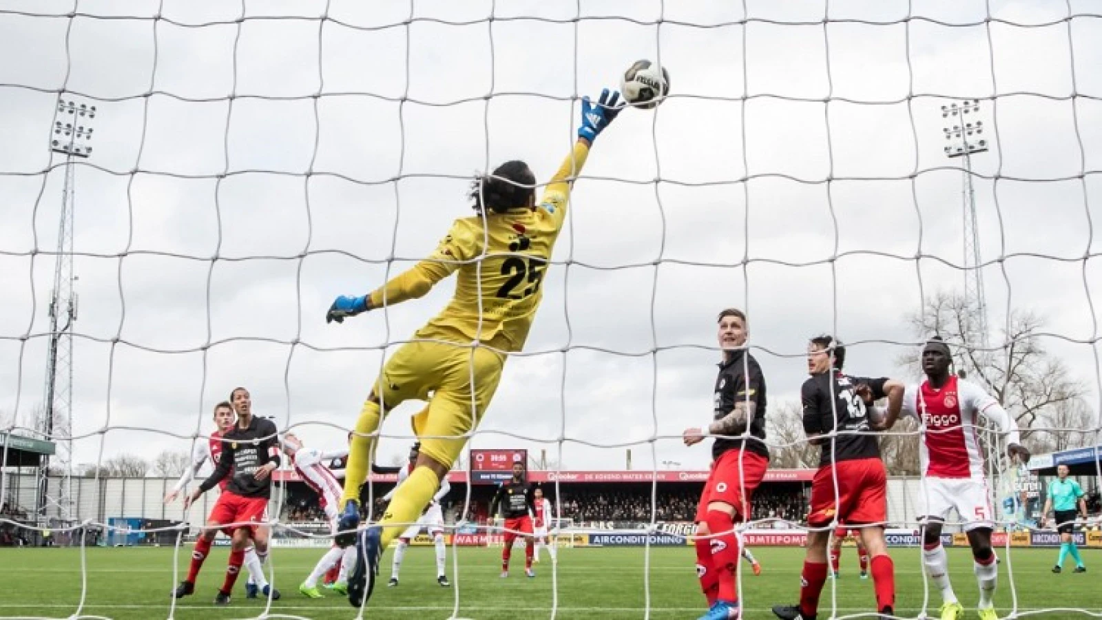 Hahn denkt na over vertrek: 'Als het bij Feyenoord is graag en anders moet ik verder kijken'