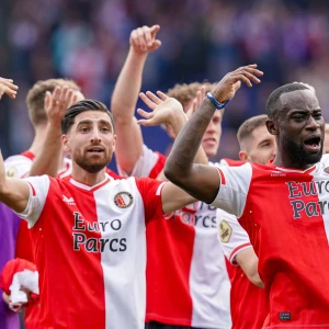 Heerenveen op bezoek in De Kuip: 'Ik hoop op een warm welkom van de fans'