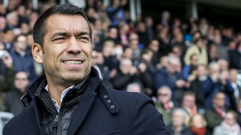 'Van Bronckhorst heeft geen interesse in functie als bondscoach'