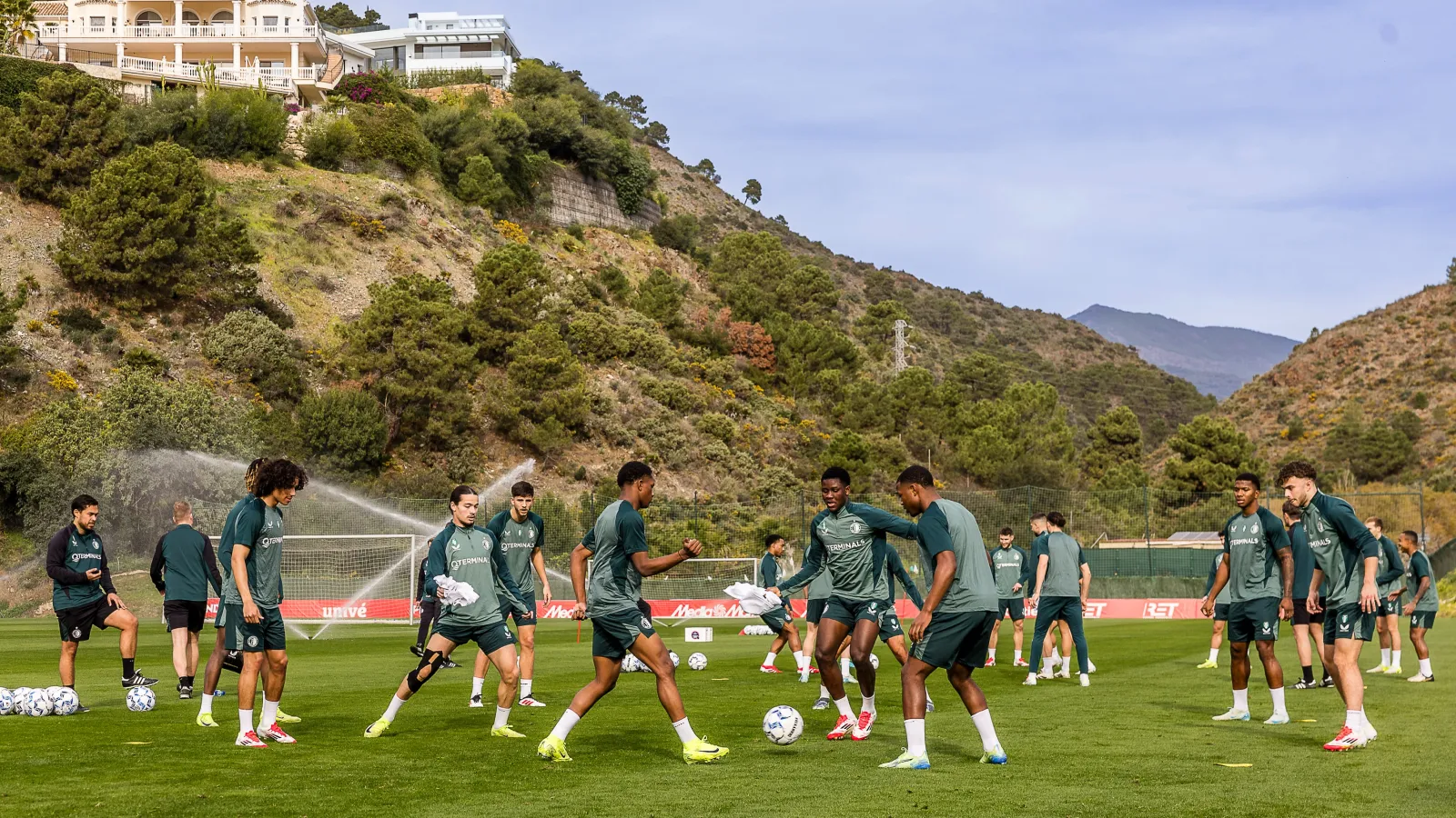 STORIES | Feyenoord op trainingskamp in Marbella