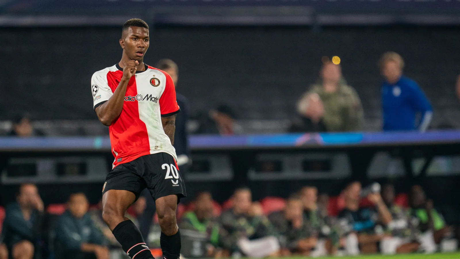 'Franse club toont interesse in Mitchell, Feyenoord op hoogte'