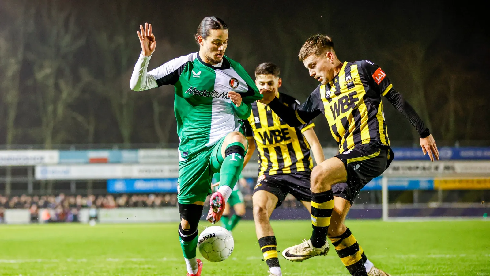 LIVE | Rijnsburgse Boys - Feyenoord 1-3 | De tweede helft is begonnen