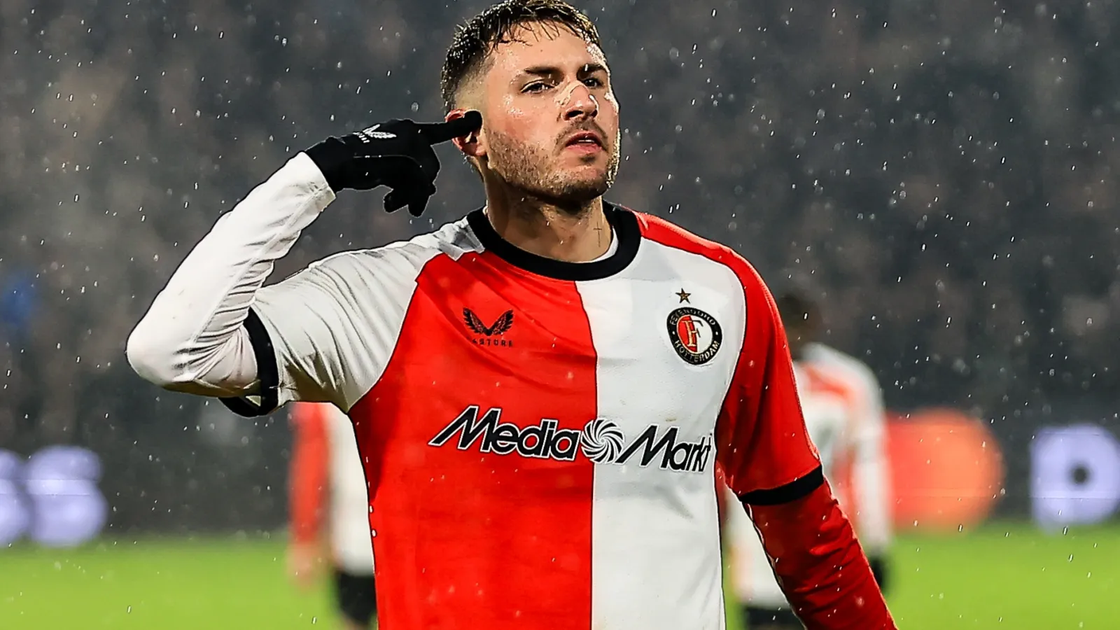 Feyenoord bedankt Santi met fantastische beelden