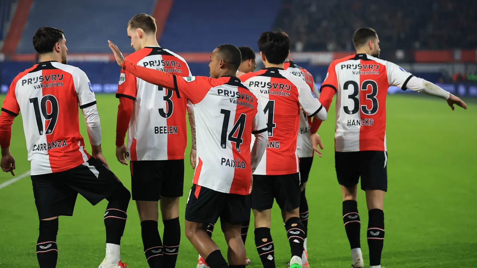 Feyenoord wint in De Kuip stadsderby van Sparta Rotterdam