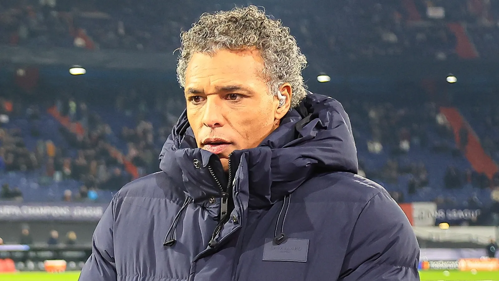 Van Hooijdonk: 'Dan denk je dat het gaat knakken, maar dat gebeurde niet'