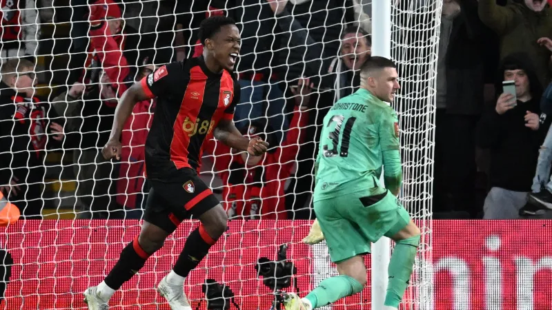 Oud-Feyenoorders | Sinisterra is goud waard voor Bournemouth