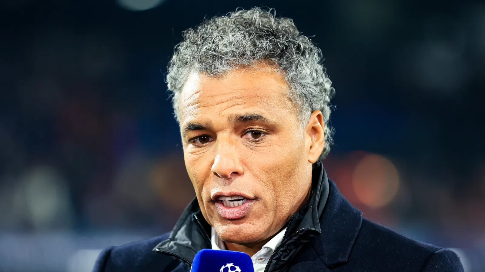 Van Hooijdonk: 'Er zijn spelers voor veel minder gehyped'