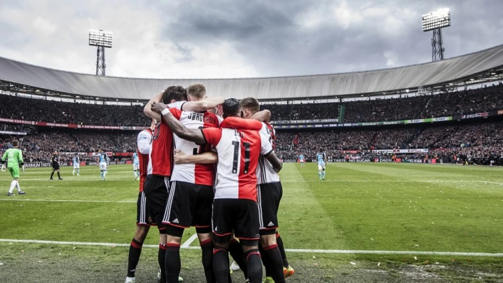 KPN iTV klanten kunnen gratis kijken naar Vitesse - Feyenoord