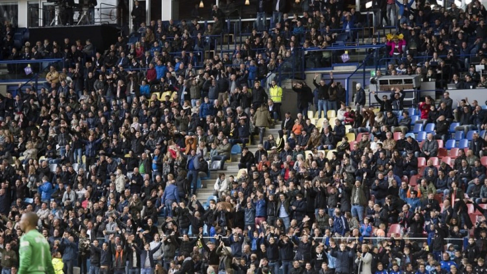 'Feyenoord en Excelsior willen verplaatsen, KNVB staat het niet toe'