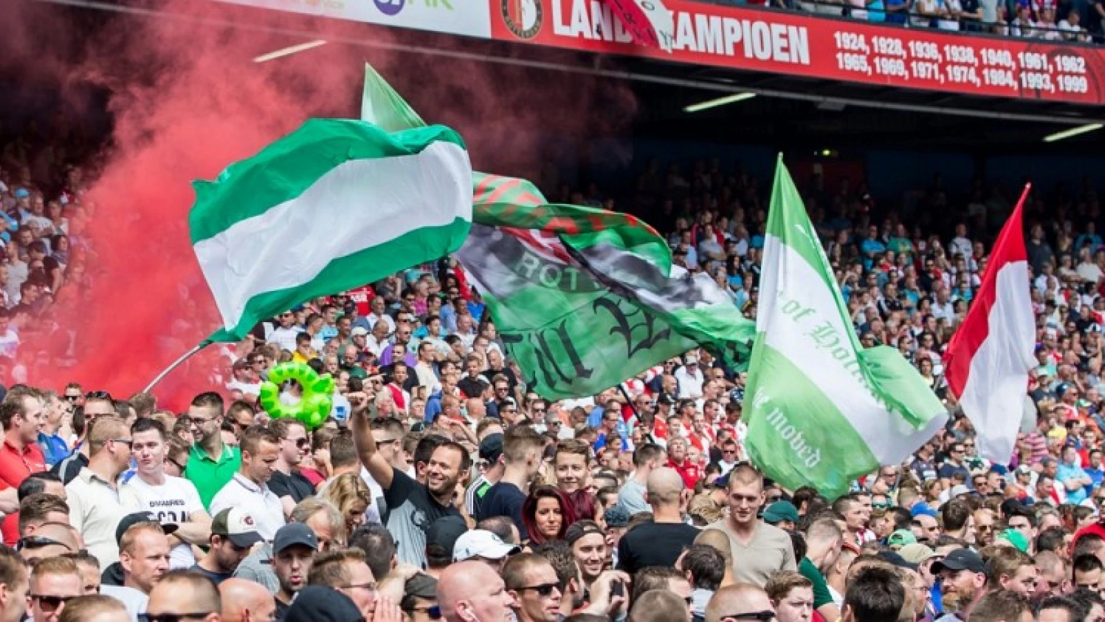 FOTO'S | Drukte in De Kuip bij training Feyenoord