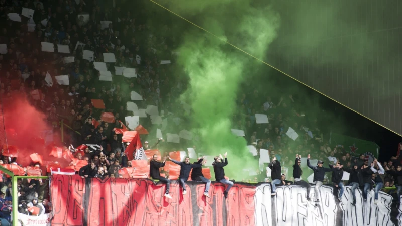 VIDEO | Chauffeur Feyenoordbus: 'Bizar dit'