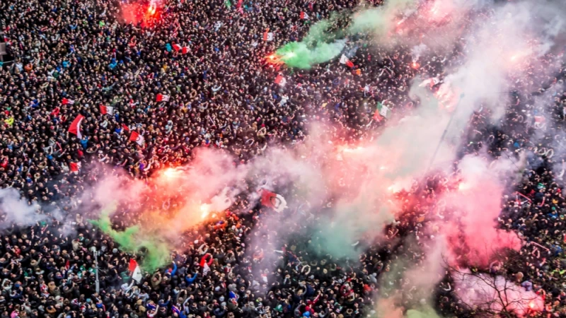 Feyenoord supporters starten petitie voor huldiging Feyenoord