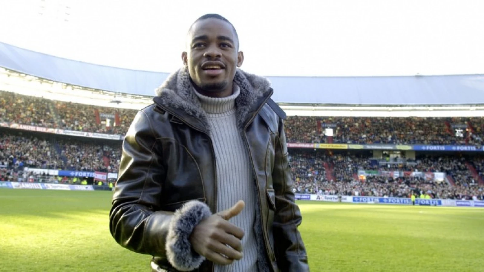 'Junior Kalou mogelijk komende zomer weer op proef bij Feyenoord'