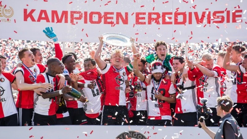 VIDEO | Feyenoord ontvangt de schaal