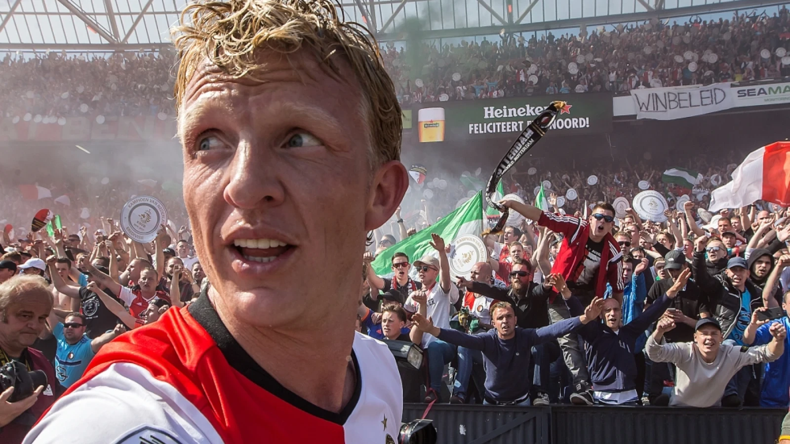 VIDEO | Feyenoordfans bellen gemeente Amsterdam met vraag over huldiging