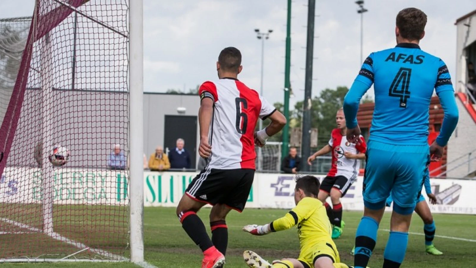 Feyenoord O17 wint de bekerfinale