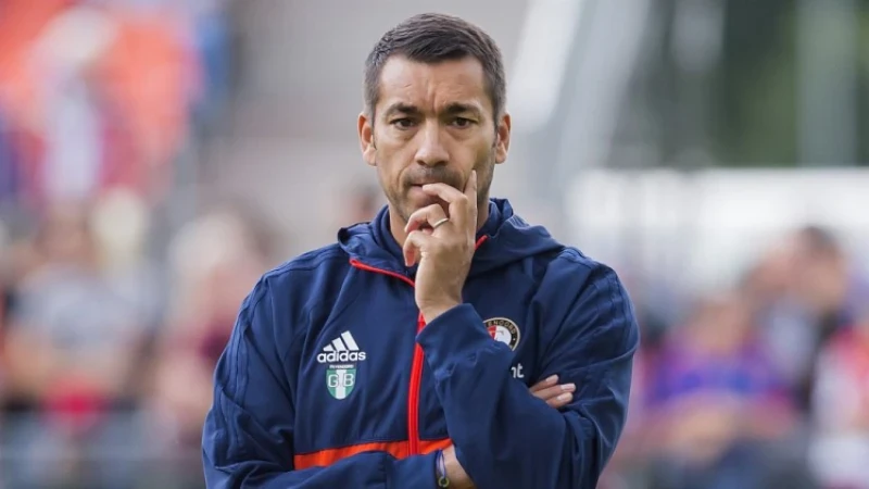 Van Bronckhorst: 'Dat heb ik vanaf dag één gezegd'