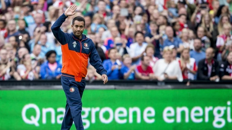 Van Bronckhorst gaat mogelijk elftal rouleren