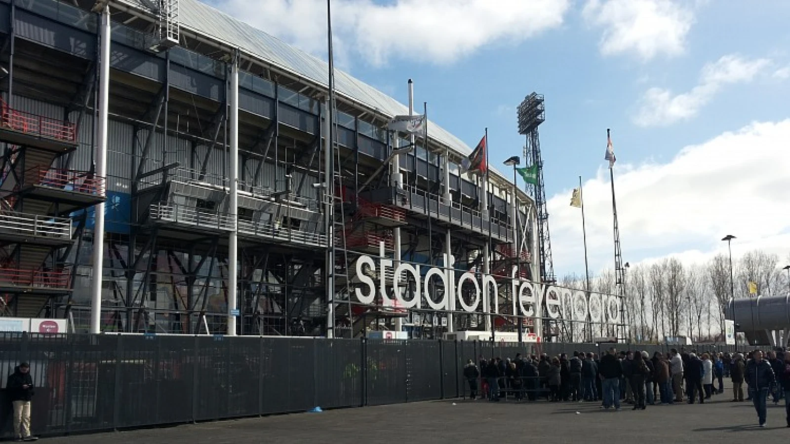 'Feyenoordsupporters aangehouden in Napels'