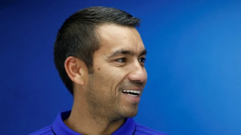 Van Bronckhorst in bijzonder elftal van de Champions League