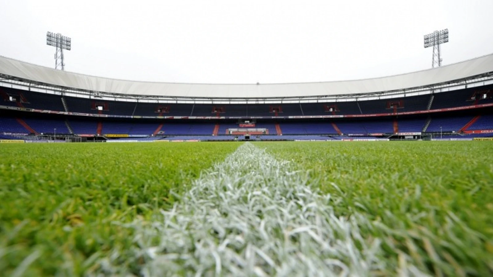 Feyenoord aan kop in veldencompetitie