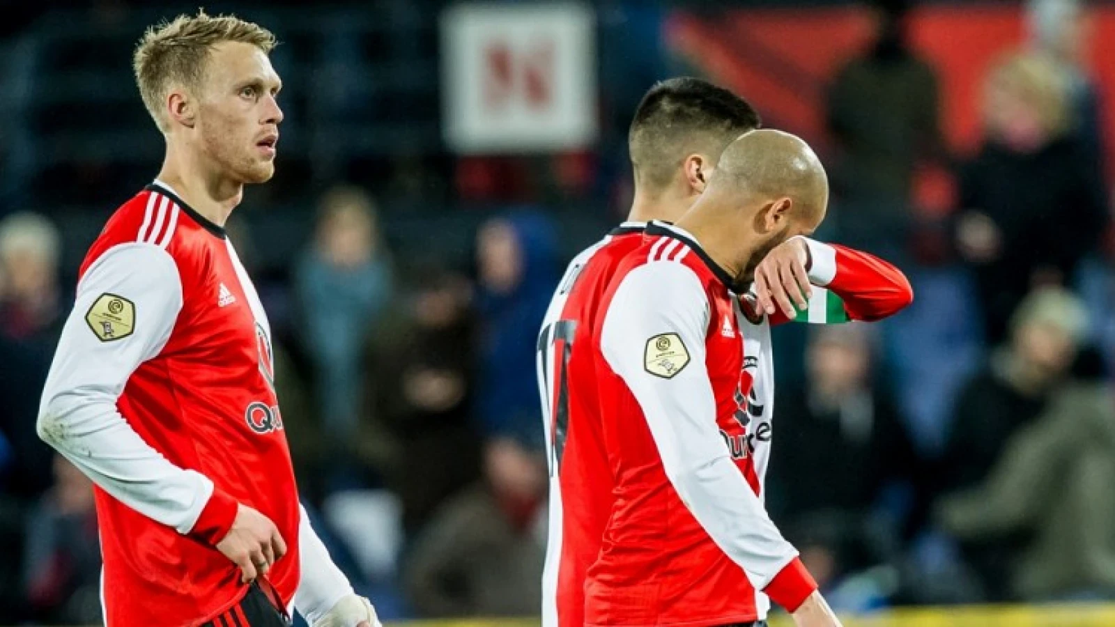 STAND | Feyenoord loopt steeds verder achter op Ajax en PSV